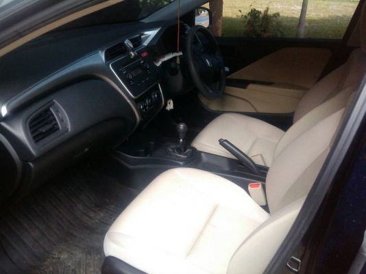 ขายดาวน์รถฮอนด้าCityปี2014ถูกๆ