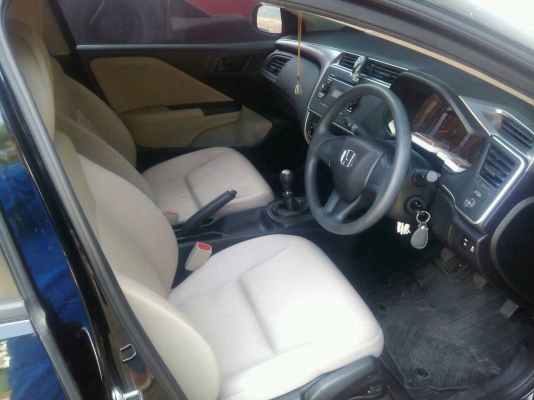 ขายดาวน์รถฮอนด้าCityปี2014ถูกๆ