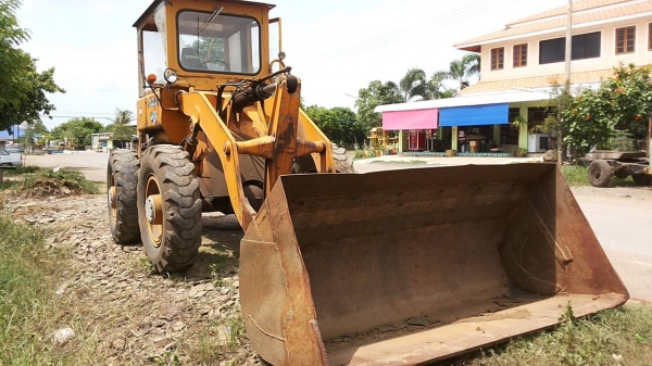 **420,000 บ.ต่อรอง**ขายรถตักล้อยาง KOMATSU JH30B -5902 เอวแข็ง ต่อแขน เครื่องเดิมปั้มเดิม เครื่อง ISUZU DA220 4สูบ 65 HP แน่นๆ แรงๆ ปั้มดี ระบบไฮฯใช้งานปกติ บุ้งกี๋ดีมีปะหน่อย แขนดี ต่อแขนแล้ว ช่วงล่างดีแน่นดี ยางสวย4เส้น บอดี้ดี มีผุนิดหน่อย กระจกเก๋งแตก **420,000 บ.ต่อรอง**ขายรถตักล้อยาง KOMATSU JH30B -5902 เอวแข็ง ต่อแขน เครื่องเดิมปั้มเดิม เครื่อง ISUZU DA220 4สูบ 65 HP แน่นๆ แรงๆ ปั้มดี ระบบไฮฯใช้งานปกติ บุ้งกี๋ดีมีปะหน่อย แขนดี ต่อแขนแล้ว ช่วงล่างดีแน่นดี ยางสวย4เส้น บอดี้ดี มีผุนิดหน่อย กระจกเก๋งแตก