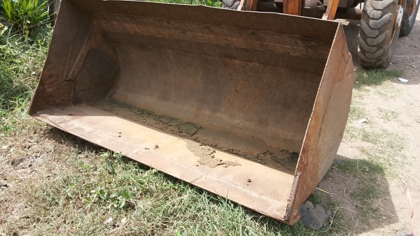 **420,000 บ.ต่อรอง**ขายรถตักล้อยาง KOMATSU JH30B -5902 เอวแข็ง ต่อแขน เครื่องเดิมปั้มเดิม เครื่อง ISUZU DA220 4สูบ 65 HP แน่นๆ แรงๆ ปั้มดี ระบบไฮฯใช้งานปกติ บุ้งกี๋ดีมีปะหน่อย แขนดี ต่อแขนแล้ว ช่วงล่างดีแน่นดี ยางสวย4เส้น บอดี้ดี มีผุนิดหน่อย กระจกเก๋งแตก **420,000 บ.ต่อรอง**ขายรถตักล้อยาง KOMATSU JH30B -5902 เอวแข็ง ต่อแขน เครื่องเดิมปั้มเดิม เครื่อง ISUZU DA220 4สูบ 65 HP แน่นๆ แรงๆ ปั้มดี ระบบไฮฯใช้งานปกติ บุ้งกี๋ดีมีปะหน่อย แขนดี ต่อแขนแล้ว ช่วงล่างดีแน่นดี ยางสวย4เส้น บอดี้ดี มีผุนิดหน่อย กระจกเก๋งแตก