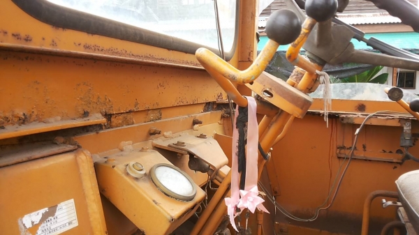 **420,000 บ.ต่อรอง**ขายรถตักล้อยาง KOMATSU JH30B -5902 เอวแข็ง ต่อแขน เครื่องเดิมปั้มเดิม เครื่อง ISUZU DA220 4สูบ 65 HP แน่นๆ แรงๆ ปั้มดี ระบบไฮฯใช้งานปกติ บุ้งกี๋ดีมีปะหน่อย แขนดี ต่อแขนแล้ว ช่วงล่างดีแน่นดี ยางสวย4เส้น บอดี้ดี มีผุนิดหน่อย กระจกเก๋งแตก **420,000 บ.ต่อรอง**ขายรถตักล้อยาง KOMATSU JH30B -5902 เอวแข็ง ต่อแขน เครื่องเดิมปั้มเดิม เครื่อง ISUZU DA220 4สูบ 65 HP แน่นๆ แรงๆ ปั้มดี ระบบไฮฯใช้งานปกติ บุ้งกี๋ดีมีปะหน่อย แขนดี ต่อแขนแล้ว ช่วงล่างดีแน่นดี ยางสวย4เส้น บอดี้ดี มีผุนิดหน่อย กระจกเก๋งแตก