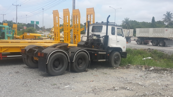 ขาย10หัวลากUD..0894071471