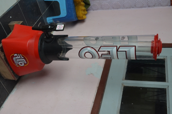 หลอดแก้วพร้อมก๊อกใส่เบียร์ หลอดแก้วพร้อมก๊อกใส่เบียร์