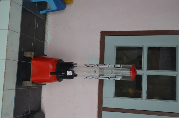 หลอดแก้วพร้อมก๊อกใส่เบียร์ หลอดแก้วพร้อมก๊อกใส่เบียร์