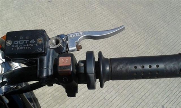 ขาย Honda FTR223 ปี 2001 เดิมๆสภาพสวยราคา 35000 บาทครับ