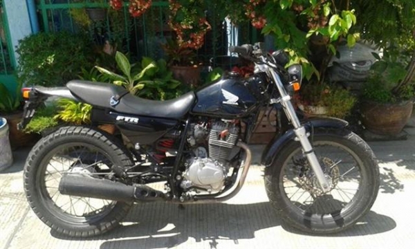 ขาย Honda FTR223 ปี 2001 เดิมๆสภาพสวยราคา 35000 บาทครับ
