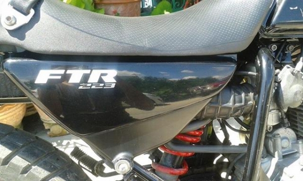 ขาย Honda FTR223 ปี 2001 เดิมๆสภาพสวยราคา 35000 บาทครับ