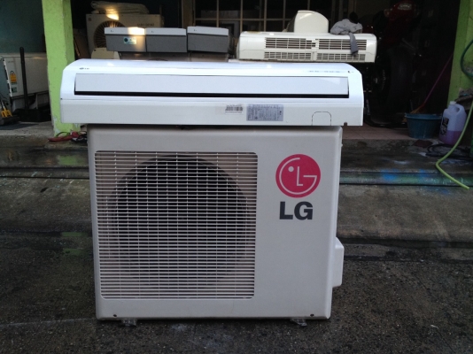 **** ขายแอร์ LG 9000 BTU สภาพสวย ****