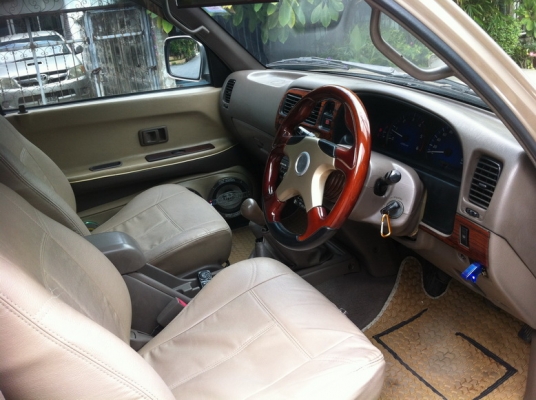 ขายรถ Tiger d4d 4wd ปี03 สวยๆครับ ขายรถ Tiger d4d 4wd ปี03 สวยๆครับ