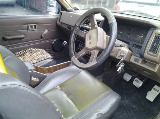 NISSAN BIG-M เครื่องTD27 สวยๆ เดิมๆ  ราคาเบาๆ