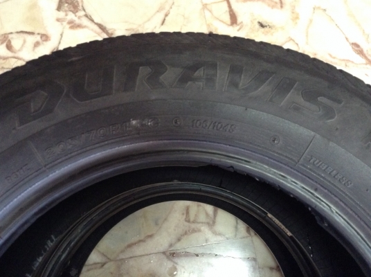 ขายยาง Bridgestore รุ่น DURAVIS ขนาด 205/70/R15 ปี10 ขายยาง Bridgestore รุ่น DURAVIS ขนาด 205/70/R15 ปี10