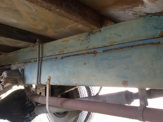 ขายซากรถ HINO KM540 คานหลัง F ไม่มีหัวไม่มีเครื่องไม่มีเกียร์ หรือแยกอะไหล่ขาย