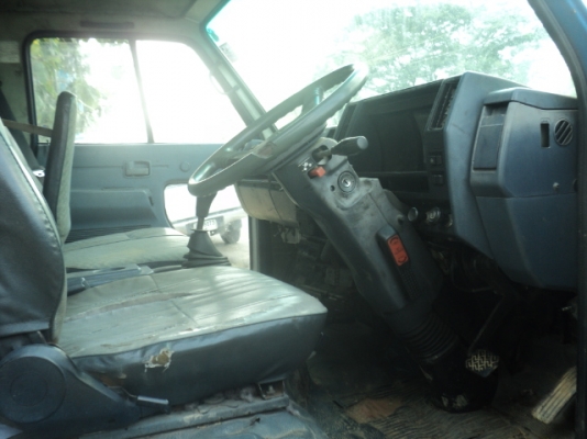 หกล้อ NPR59 ขายแล้วครับ