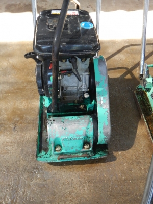 ขา่ยเครื่องตบดิน MIKASAS พร้อมใช้งาน ขา่ยเครื่องตบดิน MIKASAS พร้อมใช้งาน