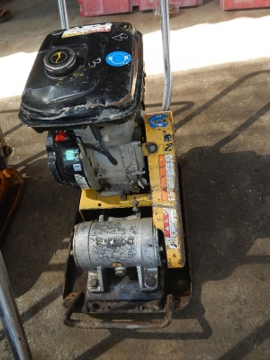 ขา่ยเครื่องตบดิน MIKASAS พร้อมใช้งาน ขา่ยเครื่องตบดิน MIKASAS พร้อมใช้งาน