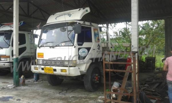 รถบรรทุก 10 ล้อหัวลาก MITSUBISHI FUSO พร้อมใช้งาน