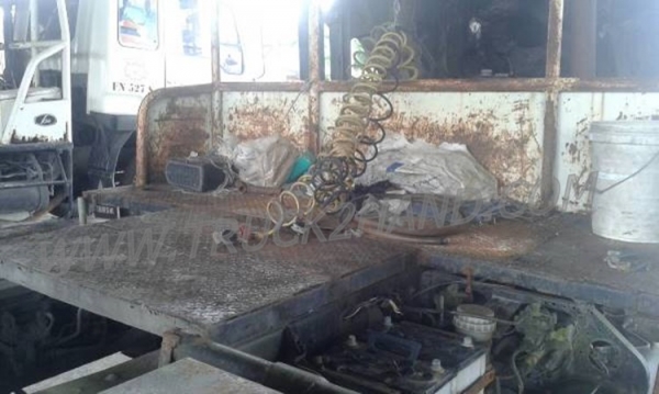 รถบรรทุก 10 ล้อหัวลาก MITSUBISHI FUSO พร้อมใช้งาน