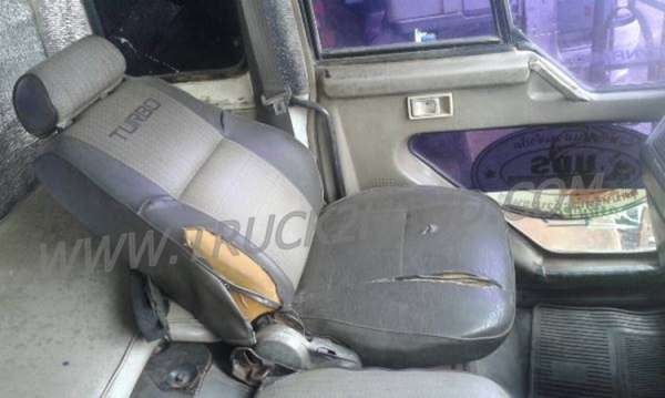 รถบรรทุก 10 ล้อหัวลาก MITSUBISHI FUSO พร้อมใช้งาน