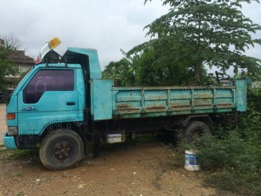 รถบรรทุก 6 ล้อดั้มพ์ HINO รุ่น FA