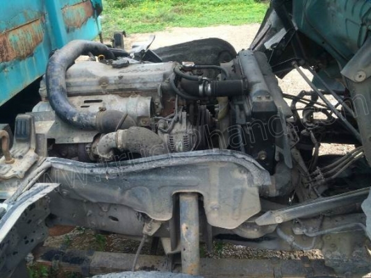 รถบรรทุก 6 ล้อดั้มพ์ HINO รุ่น FA