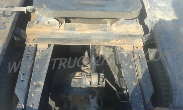 รถบรรทุก 10 ล้อหัวลาก MITSUBISHI FUSO ปีจดทะเบียน 2548