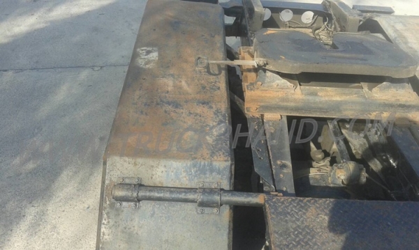 รถบรรทุก 10 ล้อหัวลาก MITSUBISHI FUSO ปีจดทะเบียน 2548