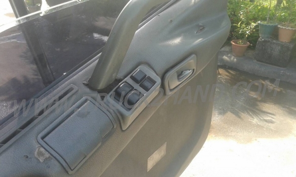 รถบรรทุก 10 ล้อหัวลาก MITSUBISHI FUSO ปีจดทะเบียน 2548