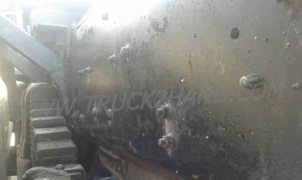 รถบรรทุก 10 ล้อหัวลาก MITSUBISHI FUSO ปีจดทะเบียน 2548