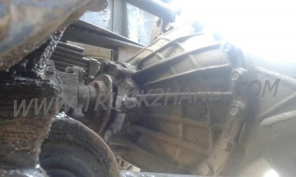 รถบรรทุก 10 ล้อหัวลาก MITSUBISHI FUSO ปีจดทะเบียน 2548