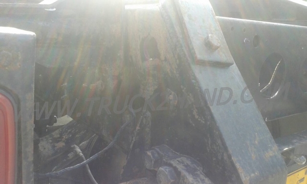 รถบรรทุก 10 ล้อหัวลาก MITSUBISHI FUSO ปีจดทะเบียน 2548