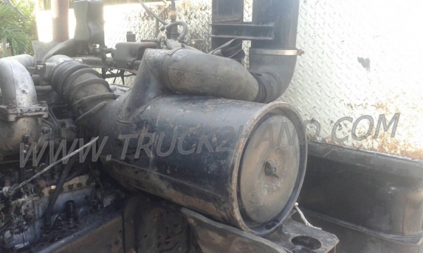 รถบรรทุก 10 ล้อหัวลาก MITSUBISHI FUSO ปีจดทะเบียน 2548