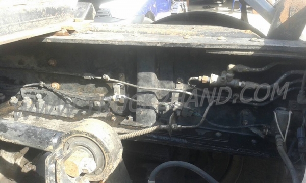 รถบรรทุก 10 ล้อหัวลาก MITSUBISHI FUSO ปีจดทะเบียน 2548