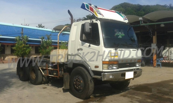 รถบรรทุก 10 ล้อหัวลาก MITSUBISHI FUSO ปีจดทะเบียน 2548