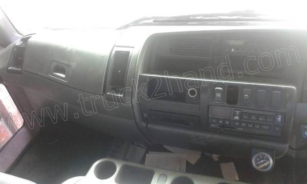 รถบรรทุก 10 ล้อหัวลาก MITSUBISHI FUSO ปีจดทะเบียน 2548