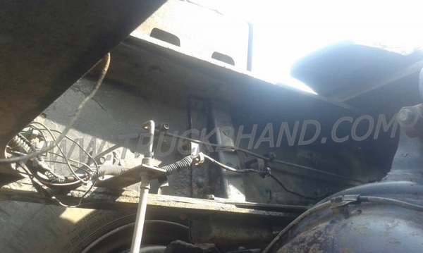 รถบรรทุก 10 ล้อหัวลาก MITSUBISHI FUSO ปีจดทะเบียน 2548