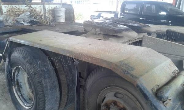 รถบรรทุก 10 ล้อหัวลาก MITSUBISHI FUSO ปีจดทะเบียน 2548