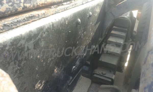 รถบรรทุก 10 ล้อหัวลาก MITSUBISHI FUSO ปีจดทะเบียน 2548