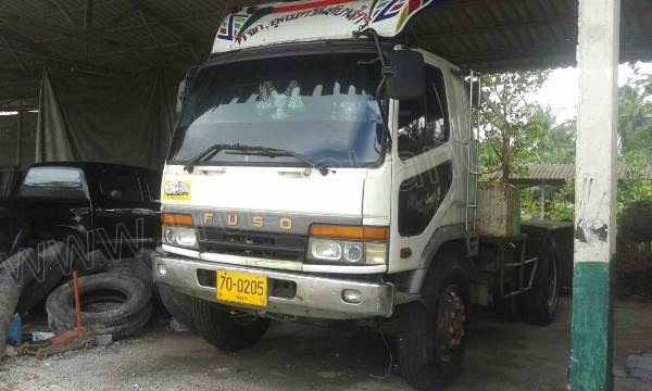 รถบรรทุก 10 ล้อหัวลาก MITSUBISHI FUSO ปีจดทะเบียน 2548
