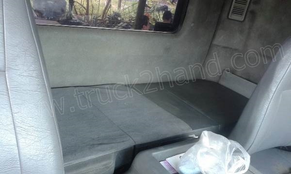 รถบรรทุก 10 ล้อหัวลาก MITSUBISHI FUSO ปีจดทะเบียน 2548