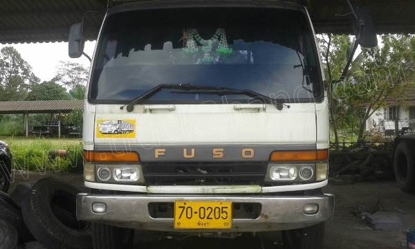 รถบรรทุก 10 ล้อหัวลาก MITSUBISHI FUSO ปีจดทะเบียน 2548