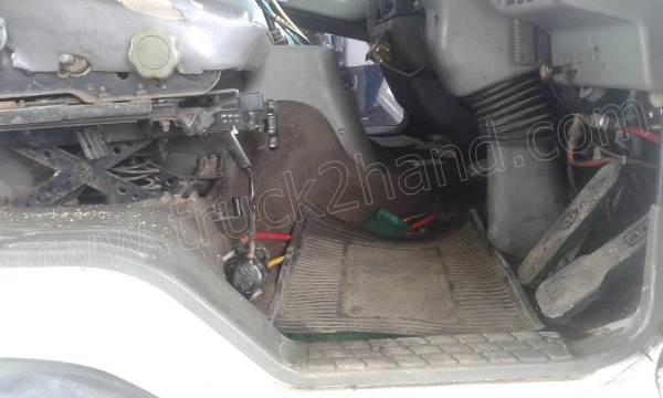 รถบรรทุก 10 ล้อหัวลาก MITSUBISHI FUSO ปีจดทะเบียน 2548