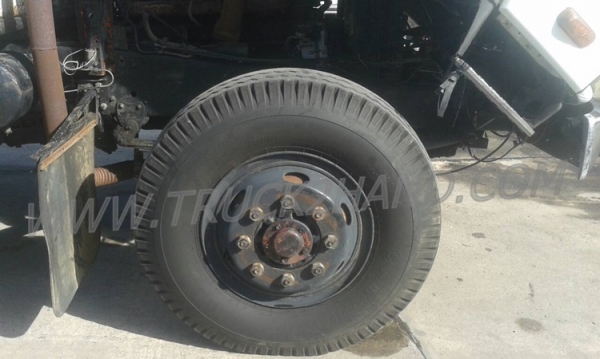 รถบรรทุก 10 ล้อหัวลาก MITSUBISHI FUSO ปีจดทะเบียน 2548