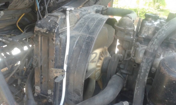 รถบรรทุก 10 ล้อหัวลาก MITSUBISHI FUSO ปีจดทะเบียน 2548