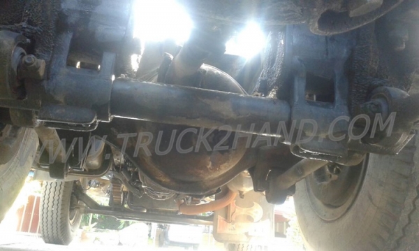 รถบรรทุก 10 ล้อหัวลาก MITSUBISHI FUSO ปีจดทะเบียน 2548