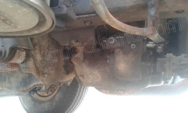 รถบรรทุกติดเครนยี่ห้อยูนิก ยี่ห้อรถ HINO 6 ล้อ รุ่น KM779 กระบะช่วงยาว