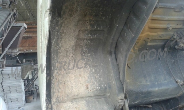 รถบรรทุกติดเครนยี่ห้อยูนิก ยี่ห้อรถ HINO 6 ล้อ รุ่น KM779 กระบะช่วงยาว