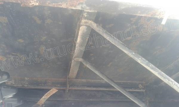 รถบรรทุกติดเครนยี่ห้อยูนิก ยี่ห้อรถ HINO 6 ล้อ รุ่น KM779 กระบะช่วงยาว