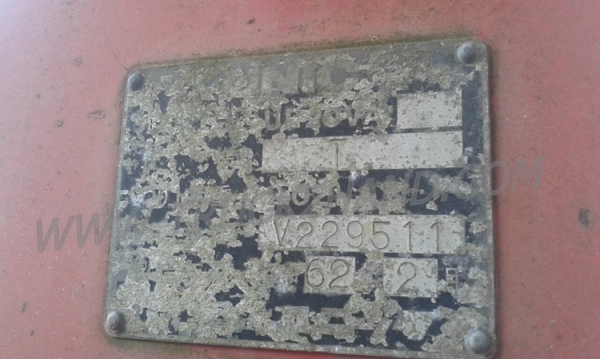 รถบรรทุกติดเครนยี่ห้อยูนิก ยี่ห้อรถ HINO 6 ล้อ รุ่น KM779 กระบะช่วงยาว