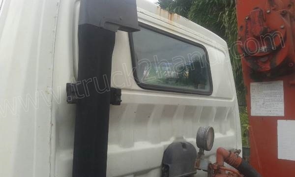 รถบรรทุกติดเครนยี่ห้อยูนิก ยี่ห้อรถ HINO 6 ล้อ รุ่น KM779 กระบะช่วงยาว