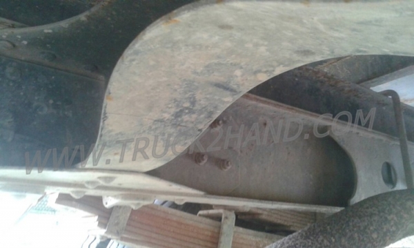 รถบรรทุกติดเครนยี่ห้อยูนิก ยี่ห้อรถ HINO 6 ล้อ รุ่น KM779 กระบะช่วงยาว